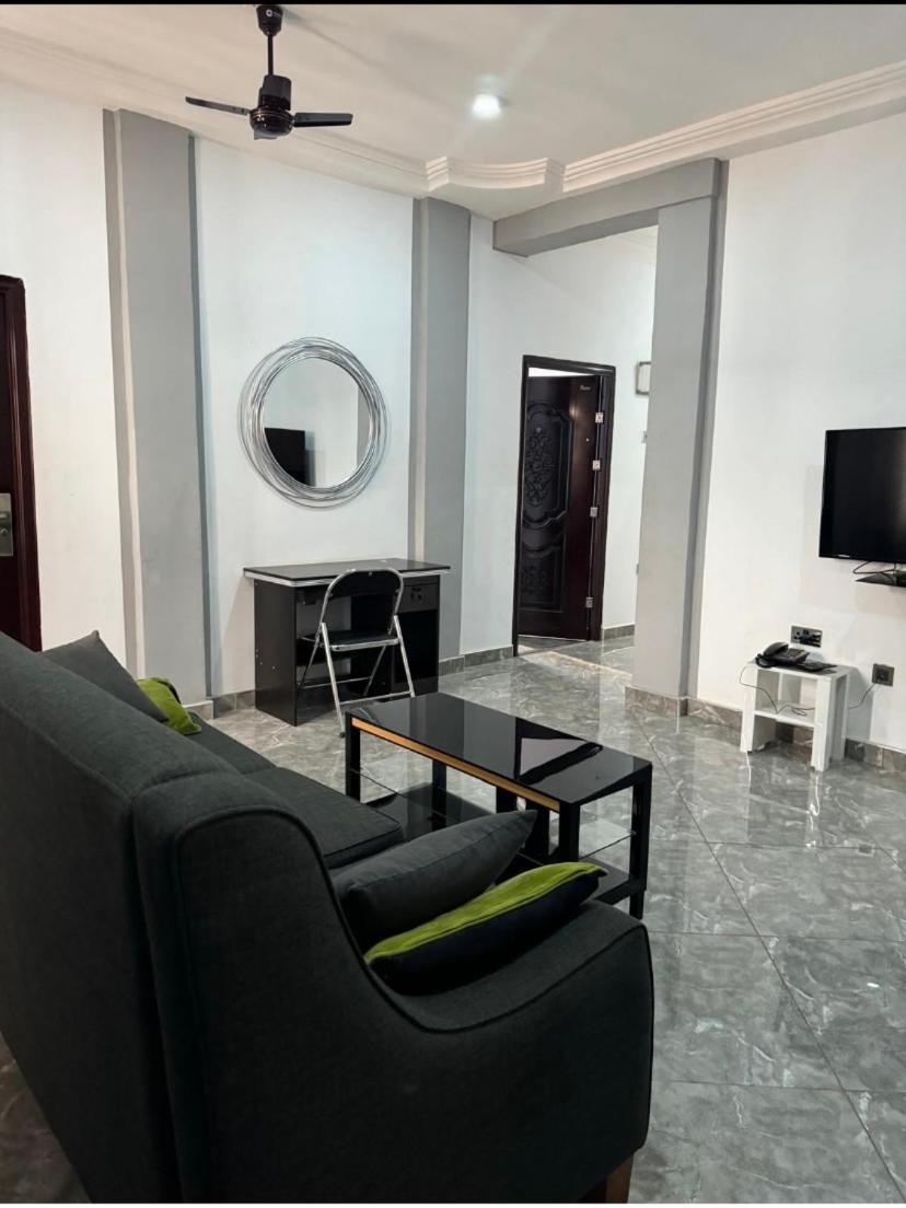 Baffour Apartments Adiebeba Exteriér fotografie